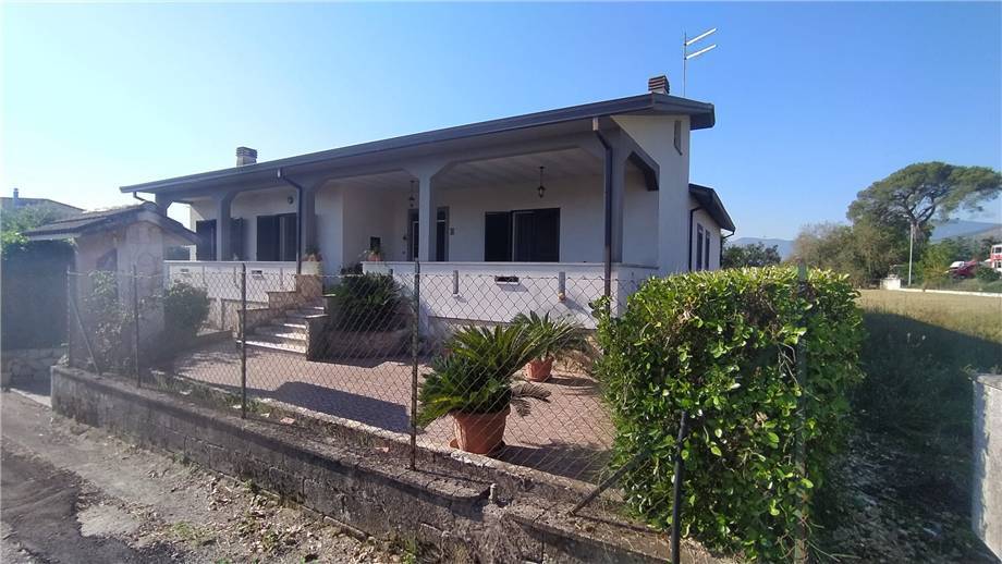Casa indipendente in vendita a Pontecorvo (FR)