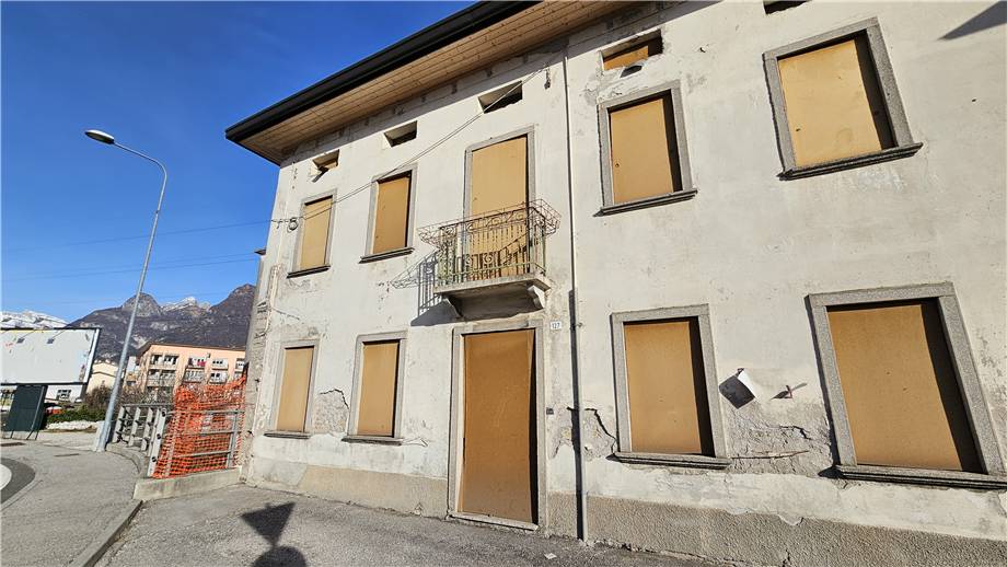 Casa indipendente in vendita a Ponte Nelle Alpi (BL)
