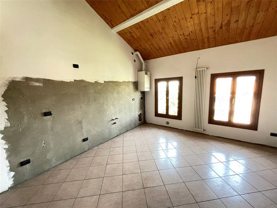 Appartamento in vendita a Bregnano (CO)