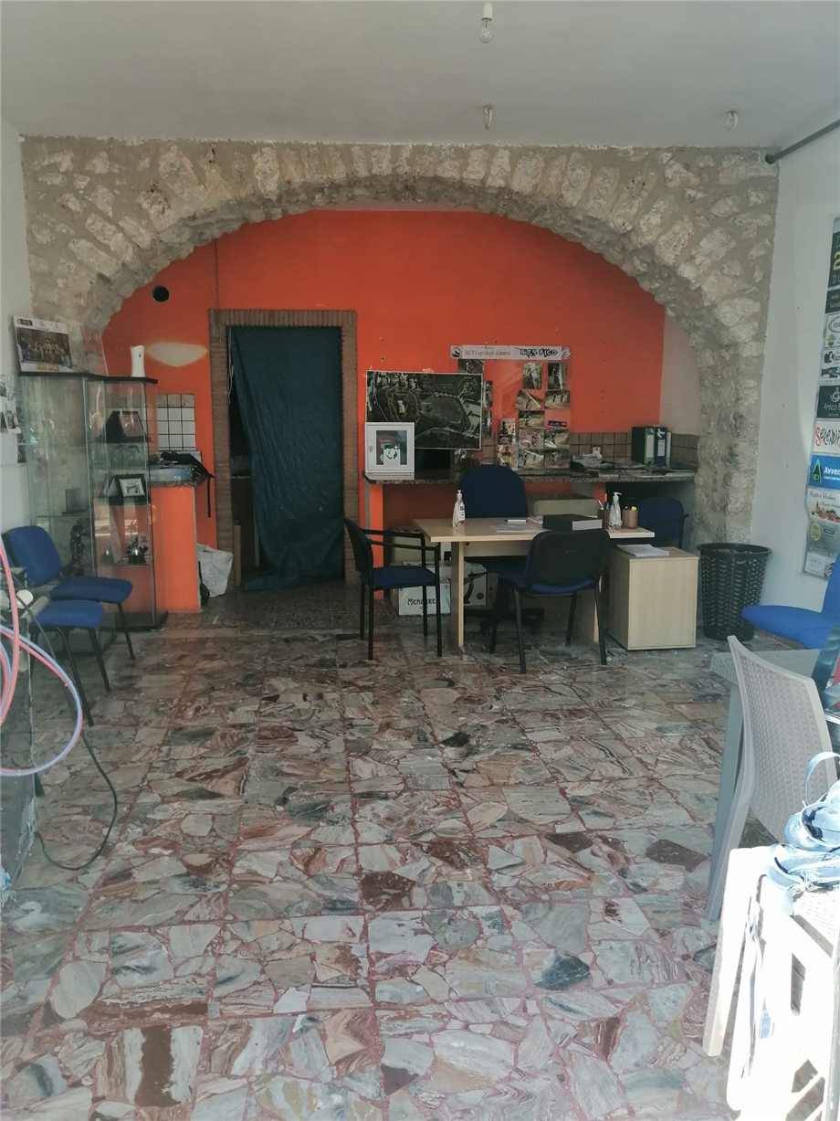 Venta Otras actividad comerciales Pico #211 n.3