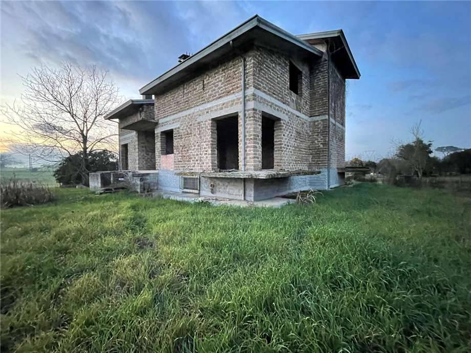 Vendita Villa/Casa singola Pontecorvo  #260 n.2