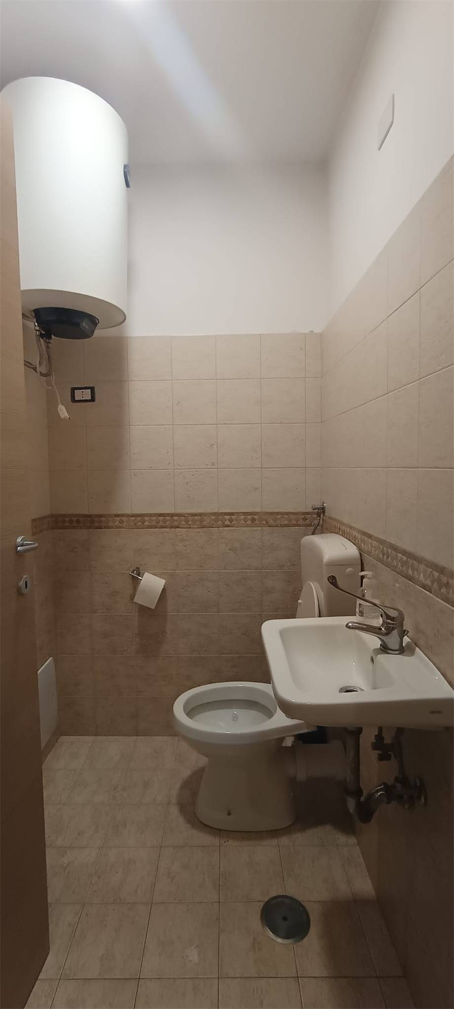 Vendita Stabile/Palazzo Pontecorvo #299 n.6