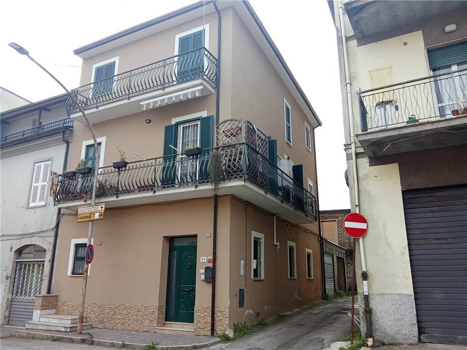 Detached house Pontecorvo 303