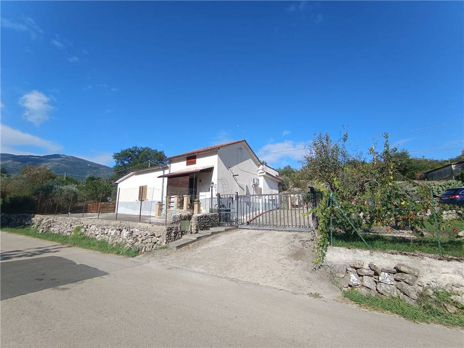 Villa/Casa singola Esperia 311