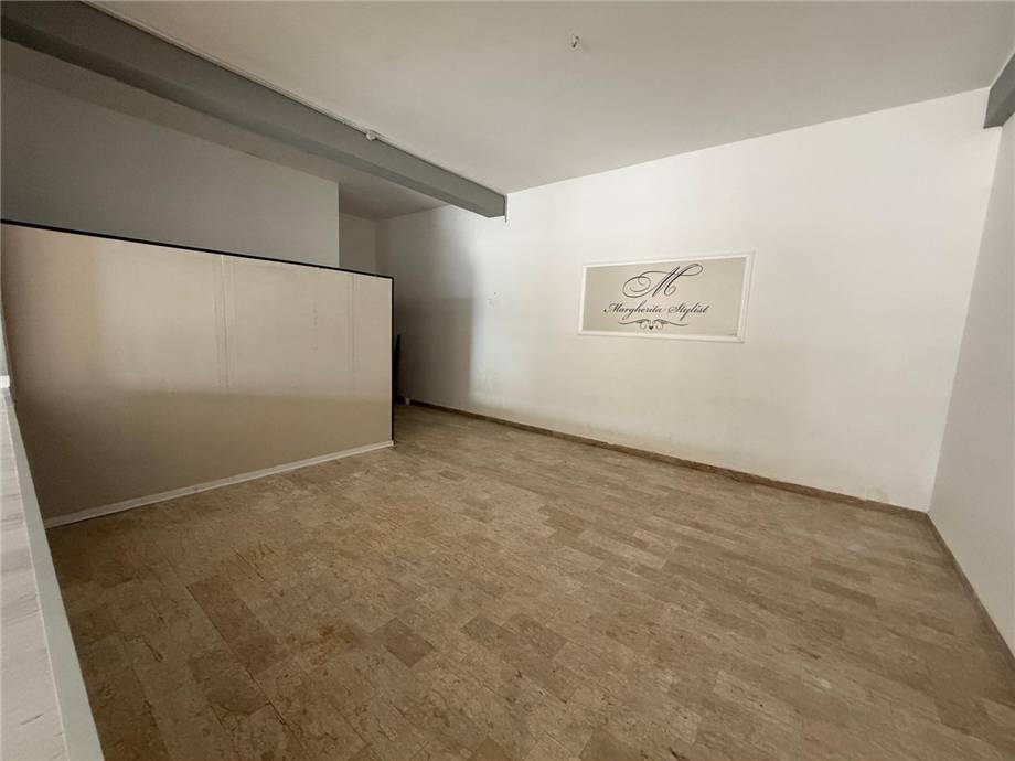 Affitto Ufficio Pontecorvo #318 n.8