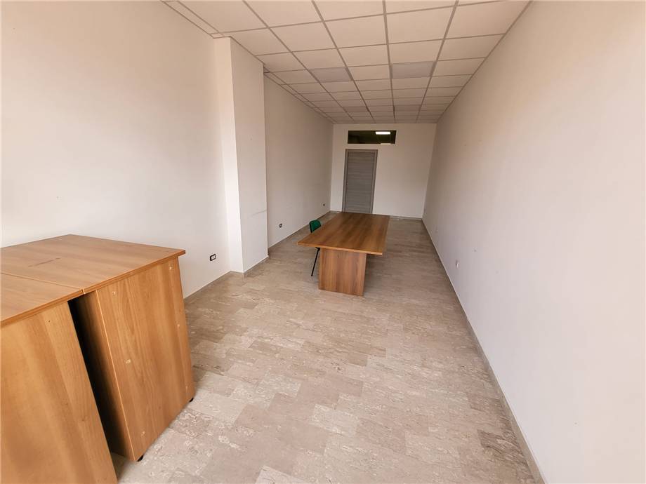 To rent Office Pontecorvo #321 n.3