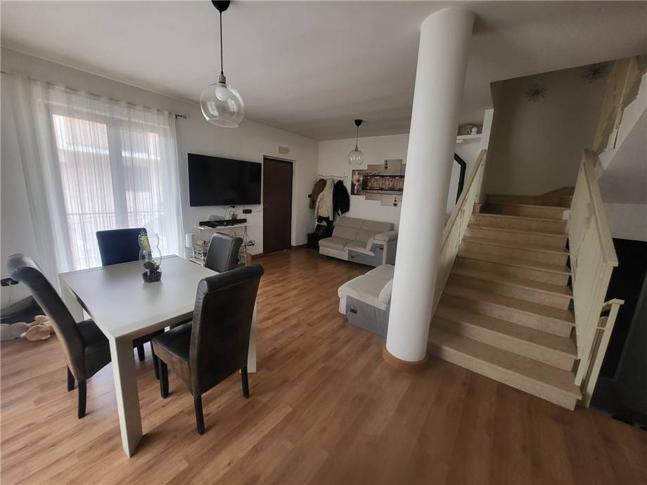 Venta Villa/Casa independiente Pontecorvo #333 n.3