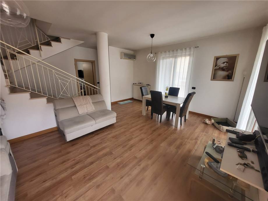 Venta Villa/Casa independiente Pontecorvo #333 n.4