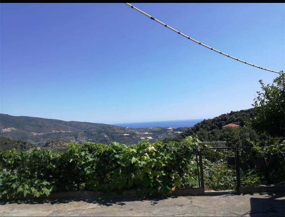 Detached house Taggia #V52
