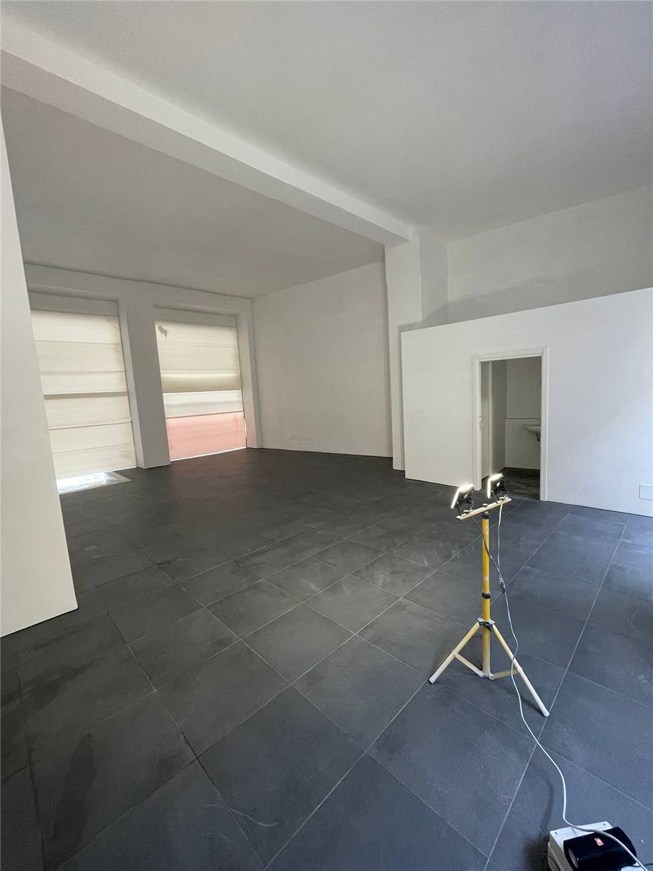 Affitto Commerciale Sanremo #AT1 VE n.2