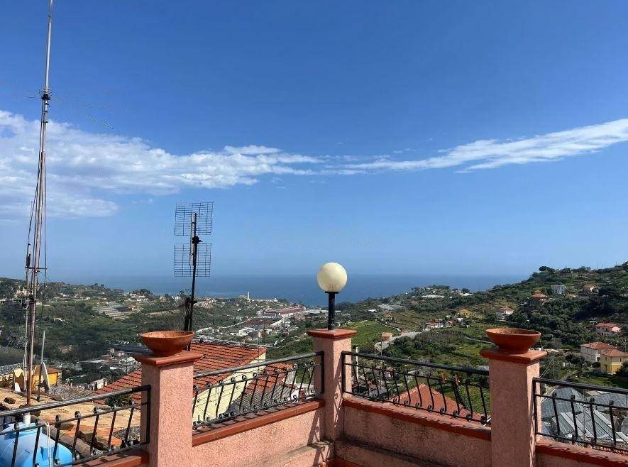 Detached house Sanremo #V149