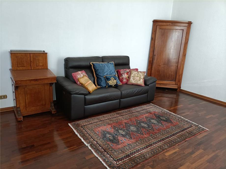 Flat Bordighera #Q99