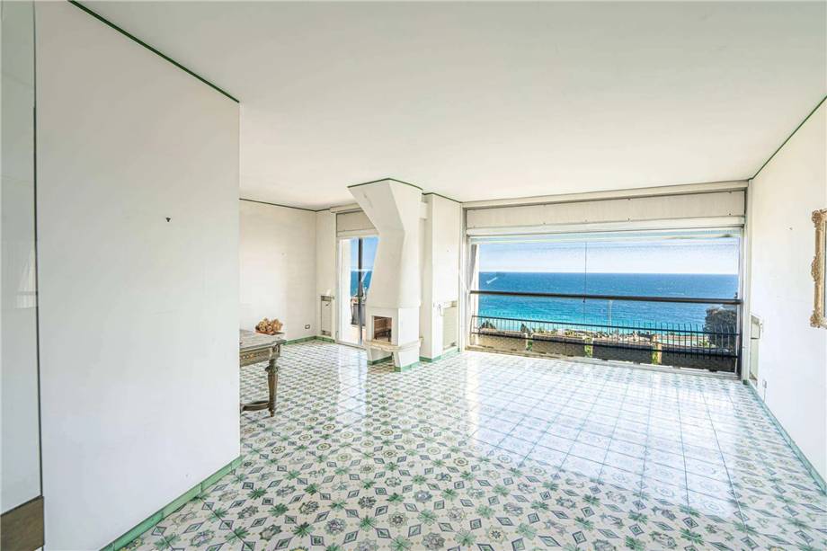 Vendita Appartamento Sanremo  #Q6 AZ n.3
