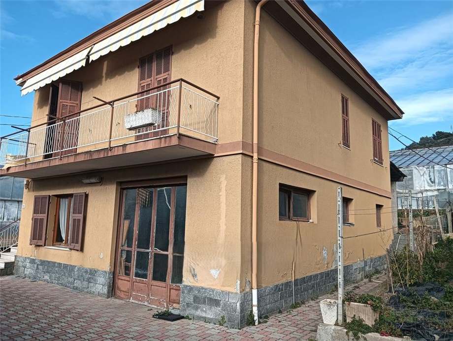 Venta Villa/Casa independiente Sanremo  #V1 AD n.2