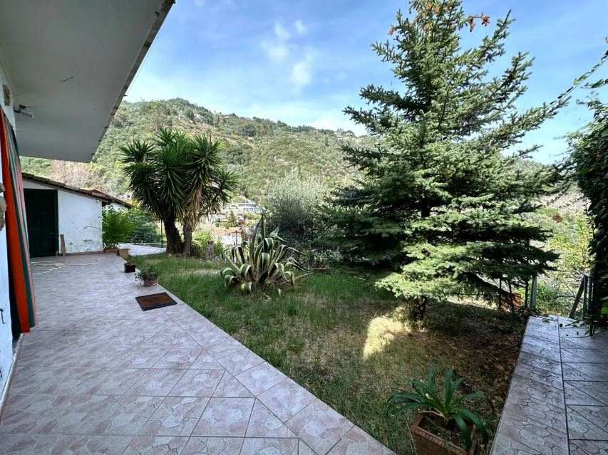 Venta Villa/Casa independiente Sanremo #V1 CE n.3