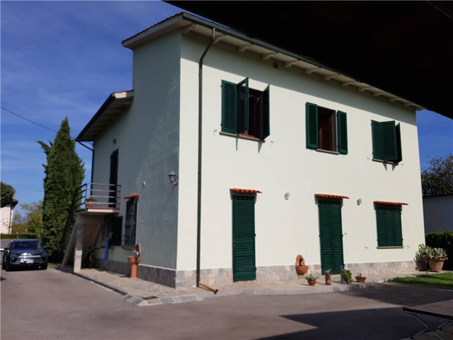 Detached house Prato #CS2