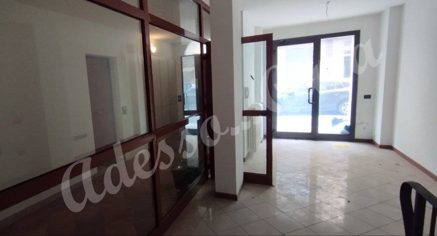 Venta Oficina Meldola #NEdp n.1