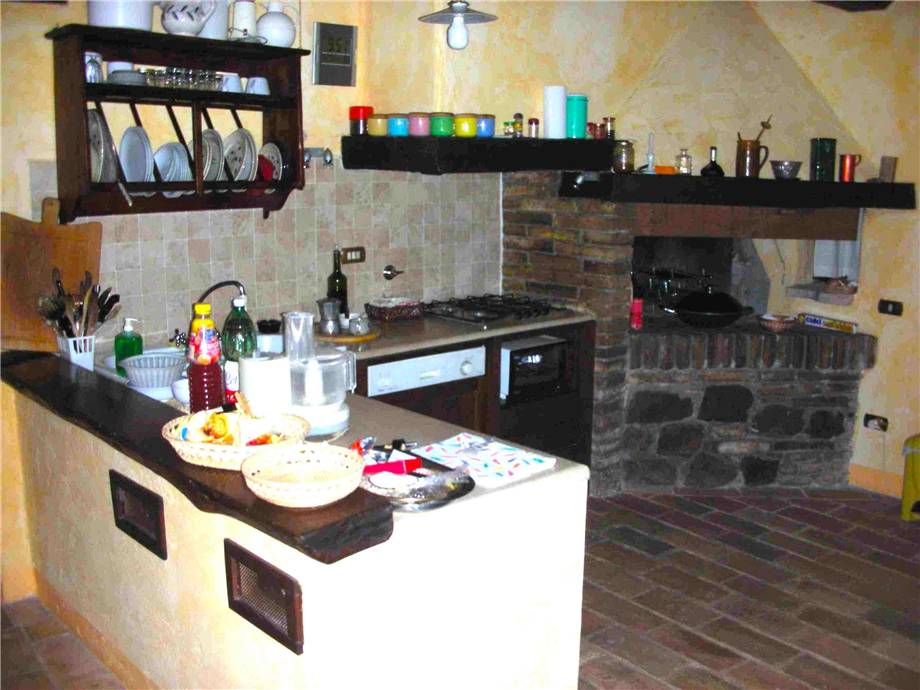 Vendita Rustico/Casale Gualdo Cattaneo Ceralto #VCR103 n.4