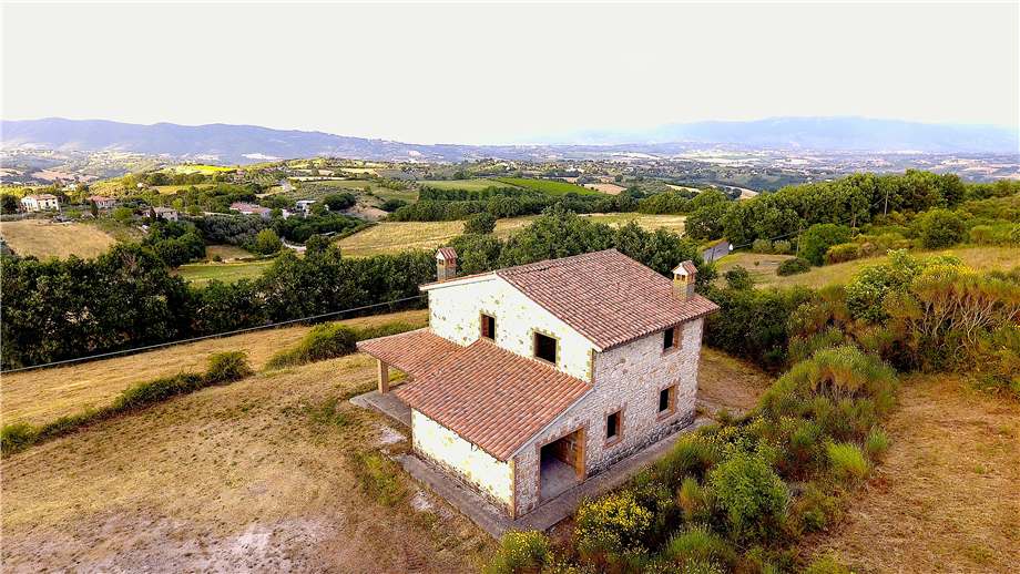 Verkauf Bauernhaus/Gehöft Gualdo Cattaneo San Terenziano #VCR59 n.1