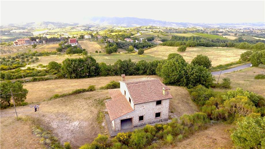 Verkauf Bauernhaus/Gehöft Gualdo Cattaneo San Terenziano #VCR59 n.3