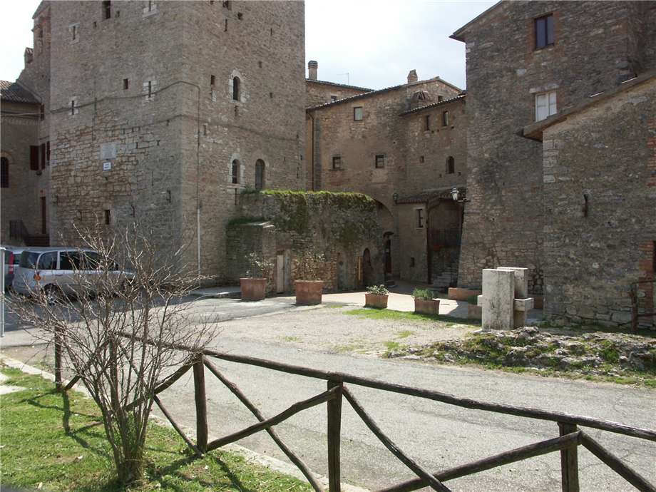 For sale Building Gualdo Cattaneo GRUTTI #VCR56 n.7