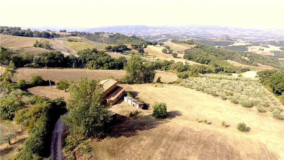 Verkauf Bauernhaus/Gehöft Gualdo Cattaneo San Terenziano #VCR114 n.5