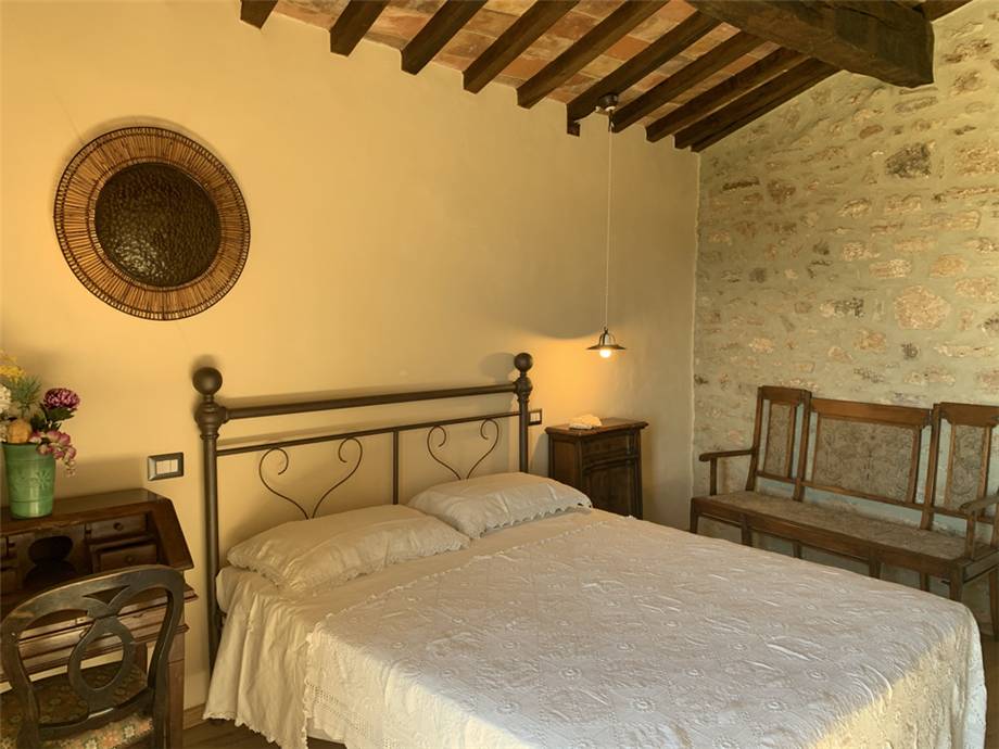 Affitto Stabile/Palazzo Gualdo Cattaneo San Terenziano #vaz471 n.2