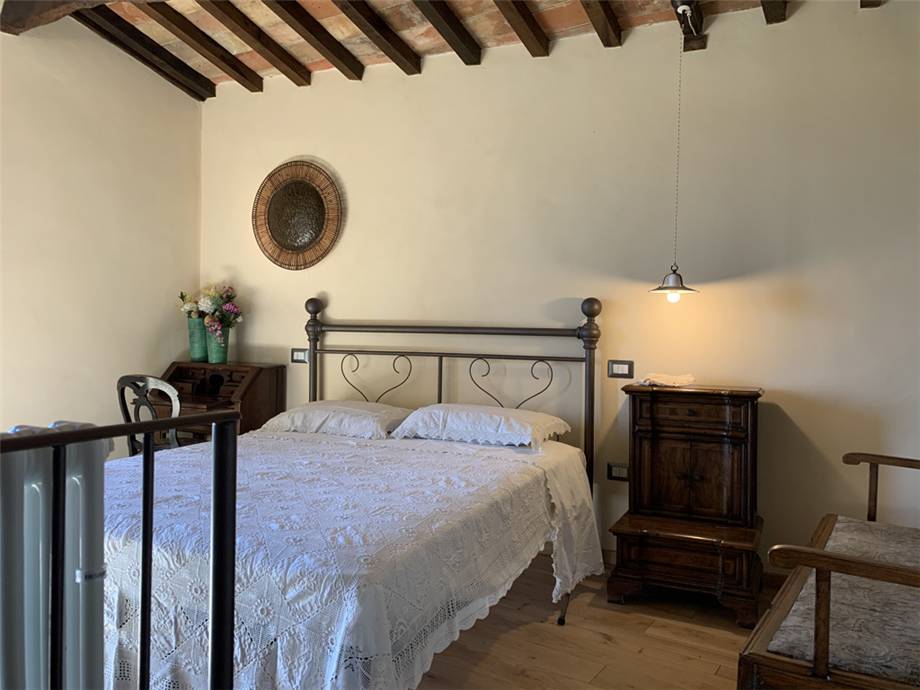 Affitto Stabile/Palazzo Gualdo Cattaneo San Terenziano #vaz471 n.3