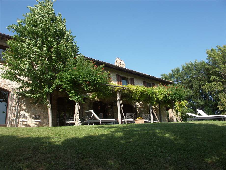 To rent Holidays Massa Martana Castelvecchio #AFFV2 n.2