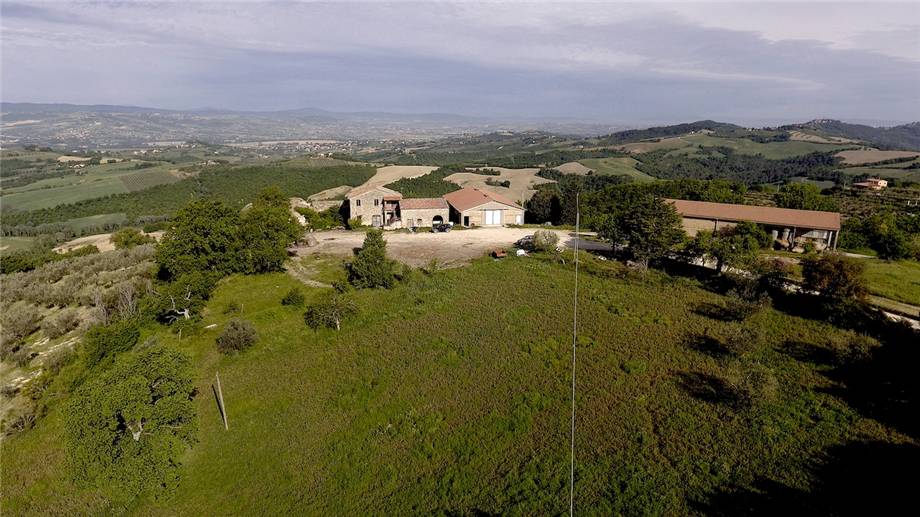 Venta Granja Gualdo Cattaneo San Terenziano #VAZ59 n.4
