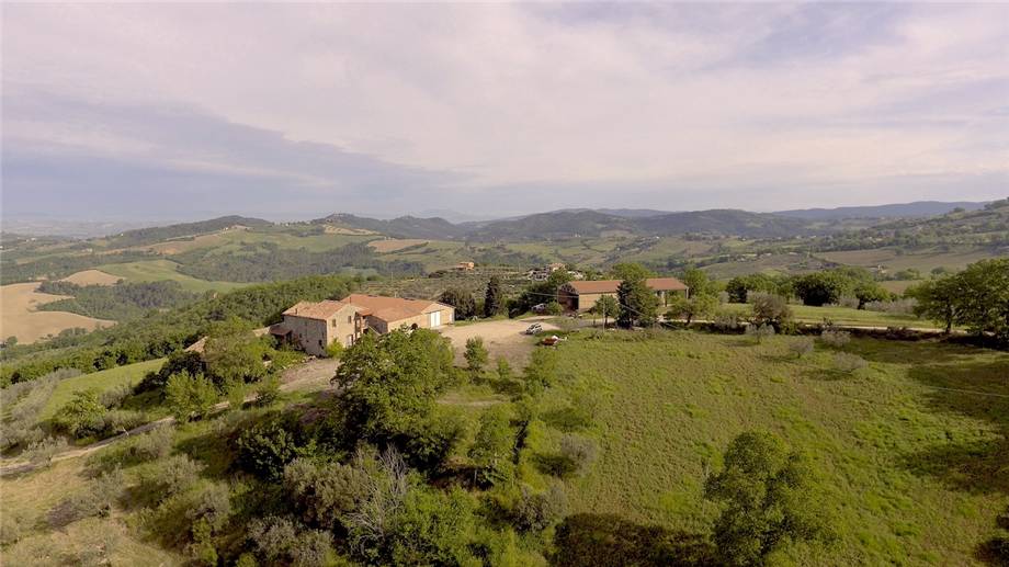 Venta Granja Gualdo Cattaneo San Terenziano #VAZ59 n.5