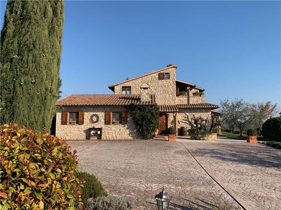 Venta Casa de campo Todi #vaz473 n.1