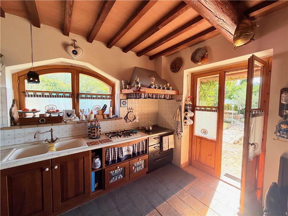 Vendita Rustico/Casale Todi #vaz473 n.8