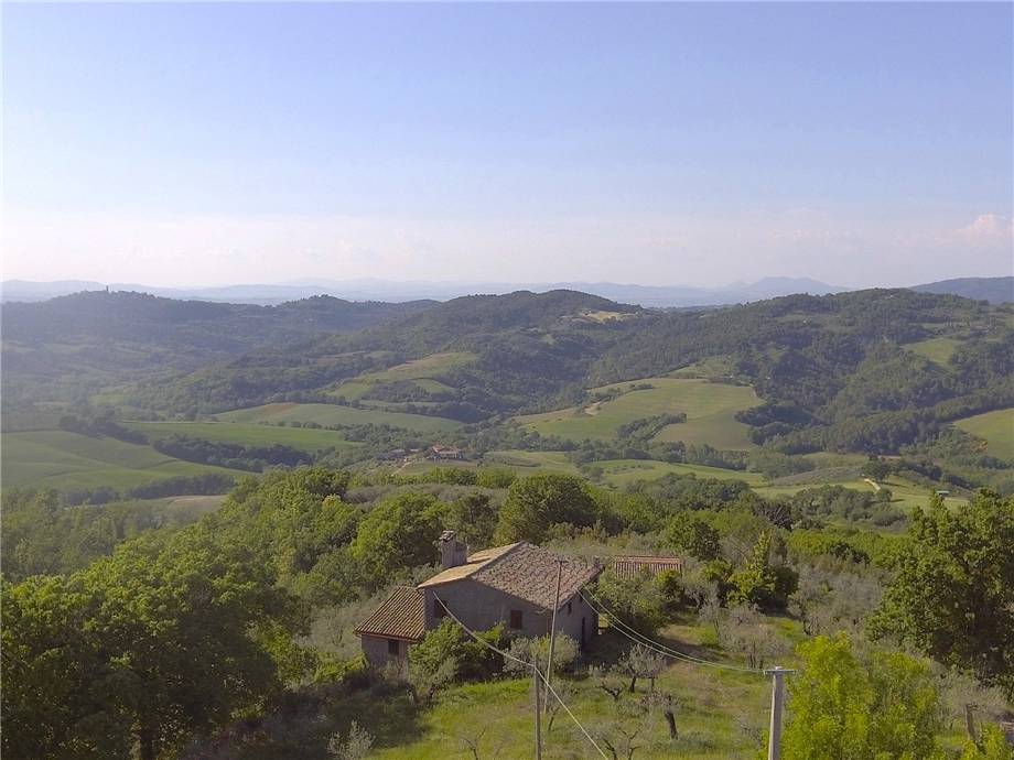 For sale Rural/farmhouse Gualdo Cattaneo San Terenziano #VCR120 n.4