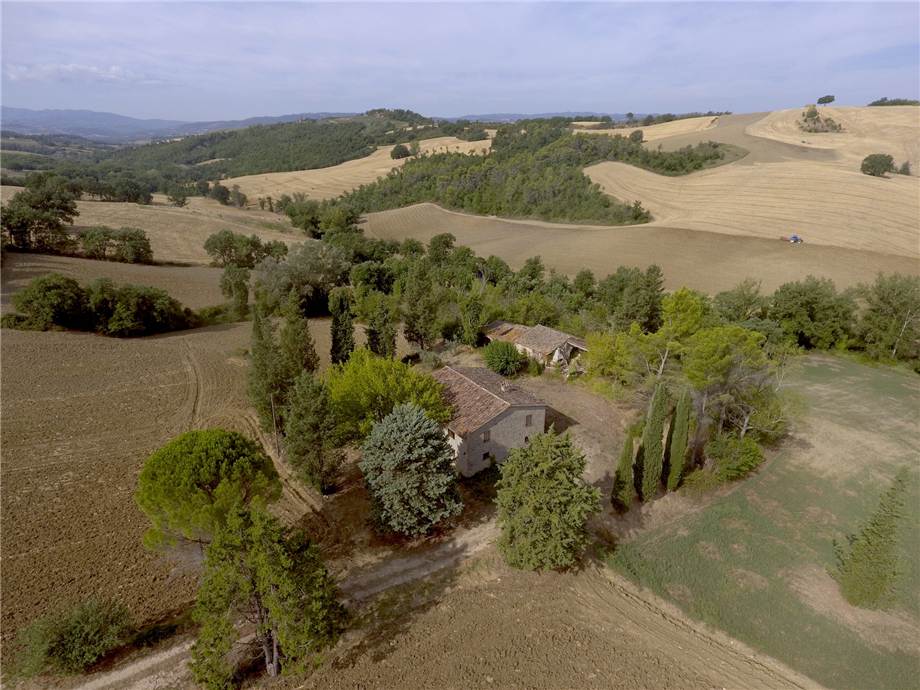 For sale Rural/farmhouse Gualdo Cattaneo San Terenziano #VCR/122 n.4