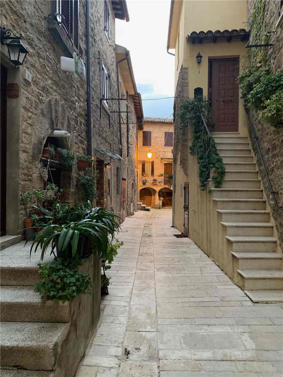 Venta Edificio Gualdo Cattaneo San Terenziano #VA70 n.2