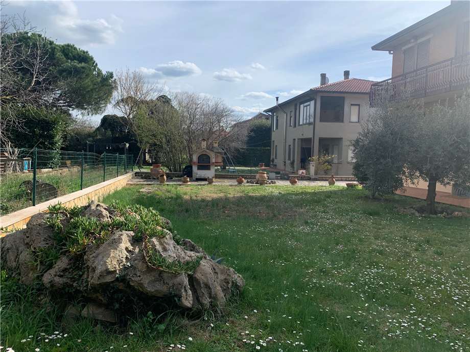 Vendita Villa/Casa singola Gualdo Cattaneo San Terenziano #VVI56 n.2