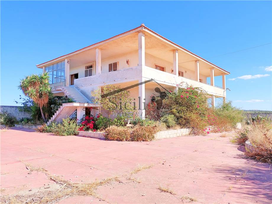 Venta Villa unifamiliar Modica #157 n.3