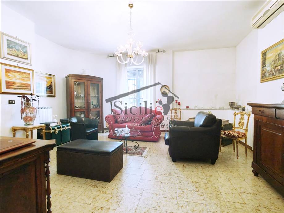 Venta Villa unifamiliar Ragusa #237 n.1