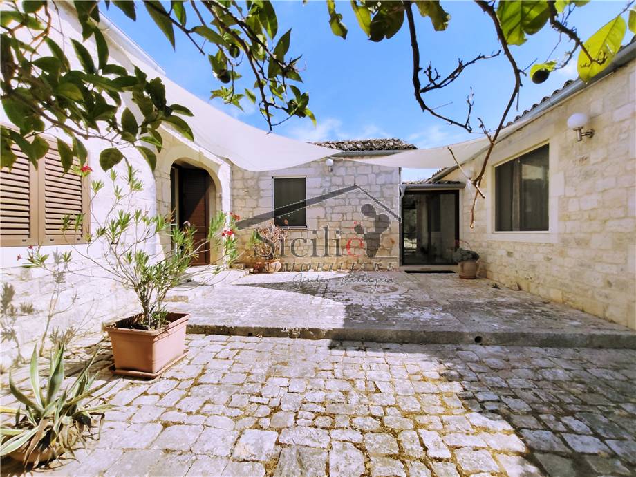 Villa indipendente Scicli 244