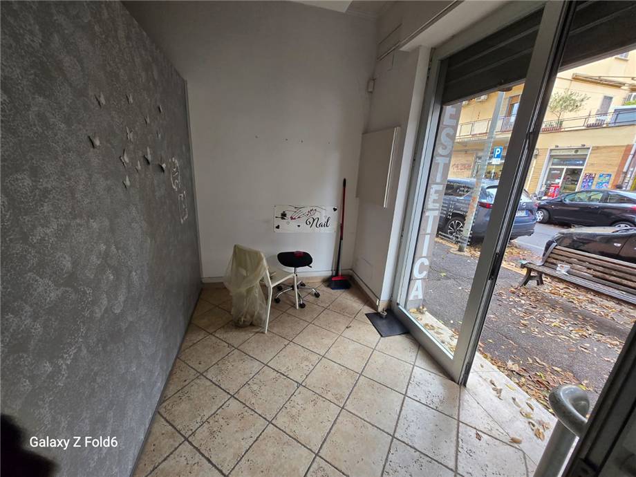 Affitto Negozio Roma Vitinia #neg.Sarsina n.2