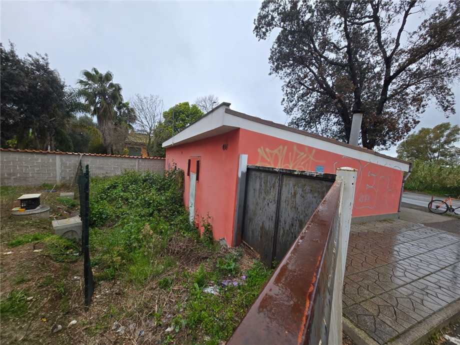 Vendita Negozio Roma Infernetto #LocaliCastelPo n.3