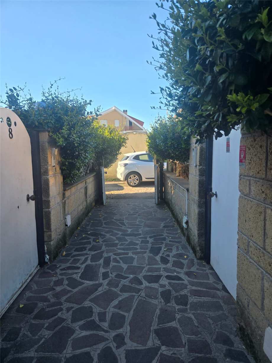 To rent Terraced house Roma Vitinia #Villino 7 n.4