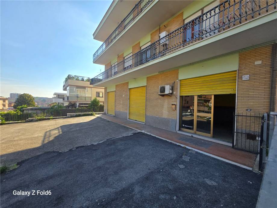Locale commerciale Roma #Locale Fabiano