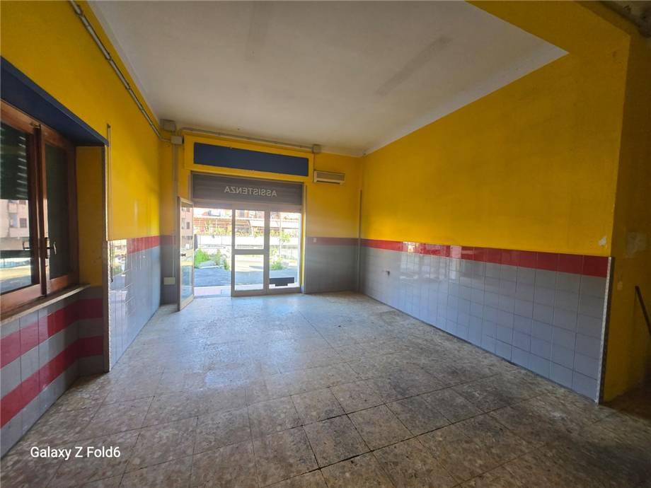 Affitto Locale commerciale Roma Casal Bernocchi #Locale Fabiano n.3