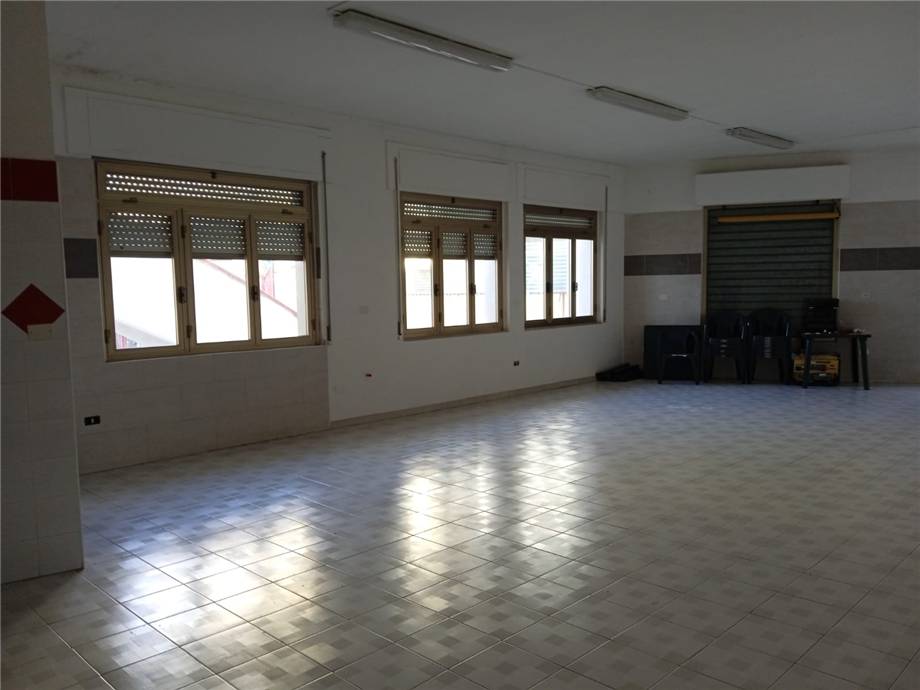 Venta Local comercial San Nicandro Garganico #38 n.5