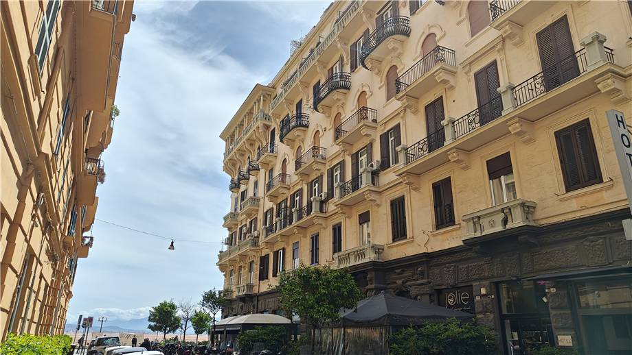 To rent Apartment Napoli  #NA17 n.2