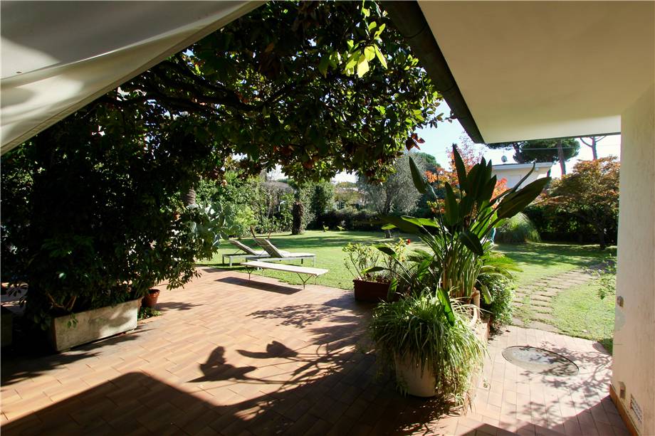Villa indipendente Pietrasanta 92