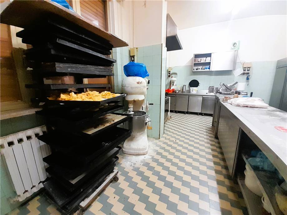 For sale Patisserie Capannori  #167 n.3