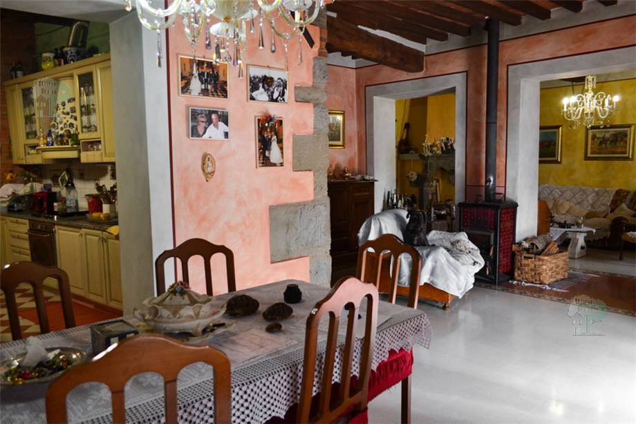 For sale Portion of two-family house Villa Basilica  #212 n.5